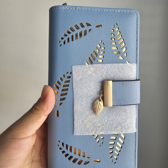 Elegant Leaf Cutout Satchel - Pink, Blue, and Tan - Picture 2 of 5